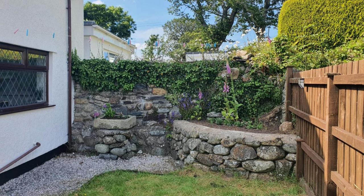 Green Cottage - Snowdonia Llanllechid Екстер'єр фото